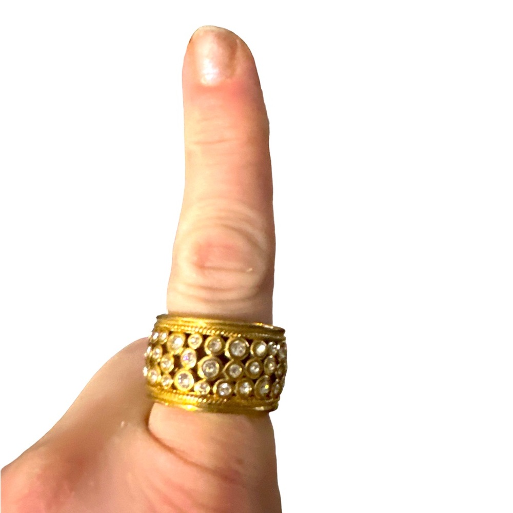 HSN gold band huge with Diamond circles size 8-10 fits beautiful and new